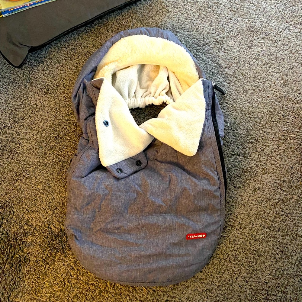 Skip hop car set cover